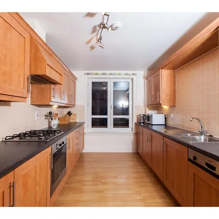 Spacious, Central Edimburgo