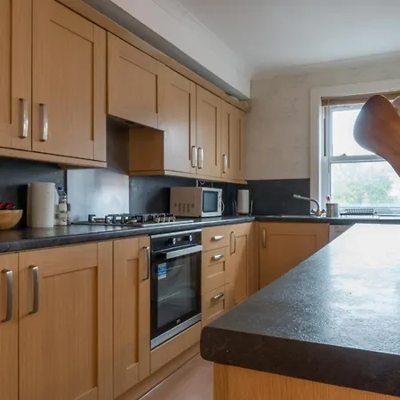 Old Town Gem Fab Grassmarket Flat Castle Views Edinburgh