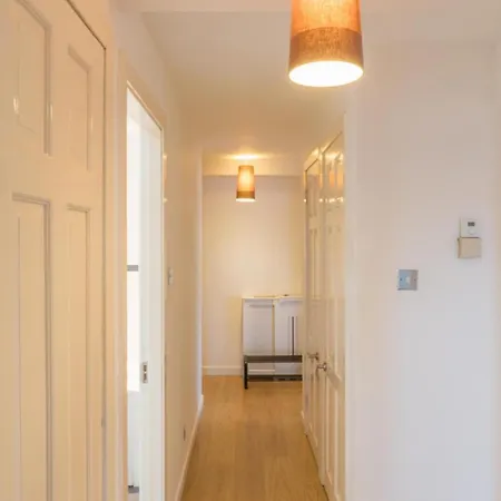 Old Town Gem Fab Grassmarket Flat Castle Views Apartment Edinburgh