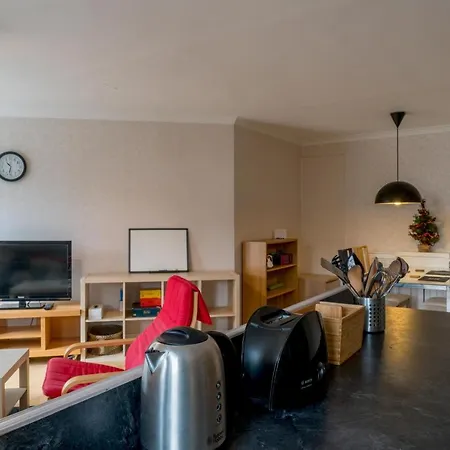 Old Town Gem Fab Grassmarket Flat Castle Views