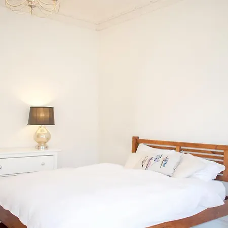Elegant 2 Bedroom In New Town Εδιμβούργο