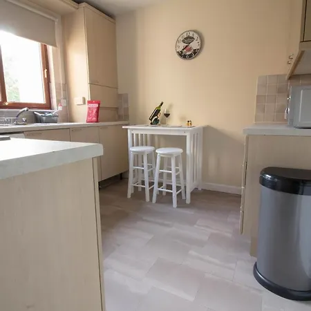 Apartment South Groathill - Lovely 2 Bed With Castle View
