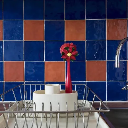 Supercentral Cute Homely Flat Just Off Royal Mile Edinburgh