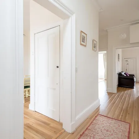 Daire Dean Terrace - Traditional 3 Bed In Stockbridge *