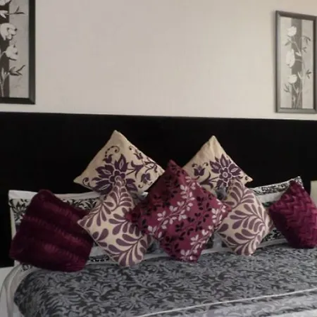 Guest house Grangeview 3*