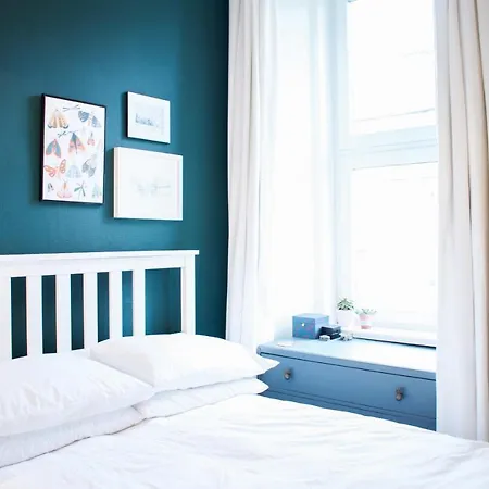 Bright And Cosy Near Haymarket
