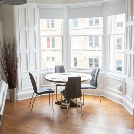 Luxury 2 Bed Apartment, Short Walk To Central Apartment Edinburgh