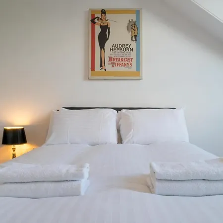 Apartment Queen St: Superb Penthouse Flat W/roof Terrace *