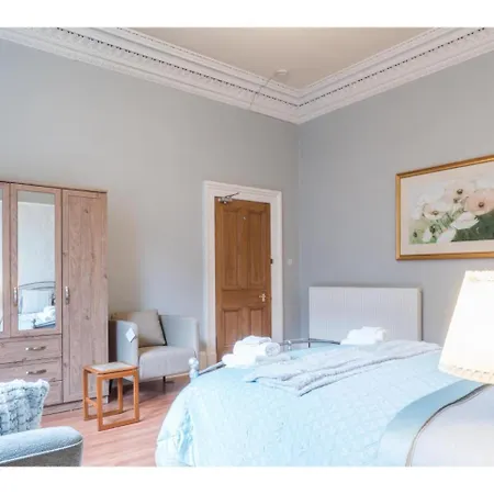 Wonderfully Located Flat In Marchmont, Edynburg
