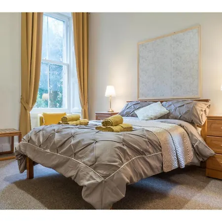 Wonderfully Located Flat In Marchmont, Edynburg