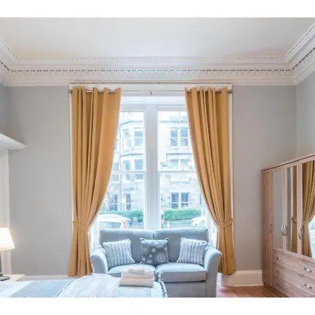 Wonderfully Located Flat In Marchmont, Apartament Edynburg