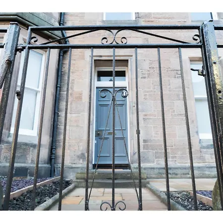 Apartament Wonderfully Located Flat In Marchmont, *