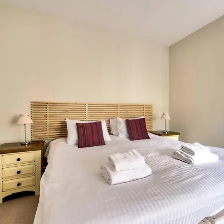 Apartamento Joivy Bright 1 Bed Flat, Close To Princess Street *