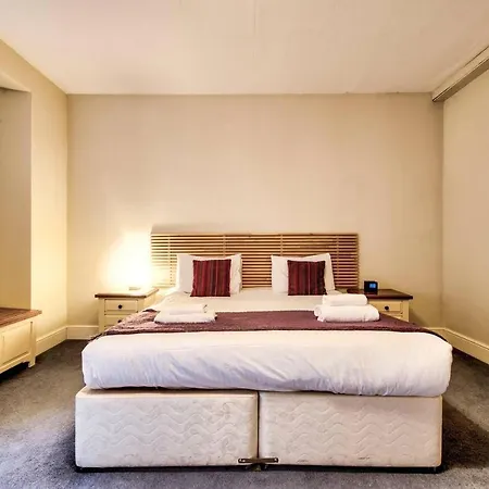 Apartment Joivy Stylish In New Town