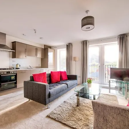 Modern City View Apt By Guestready *