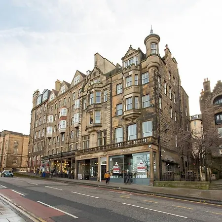 Amazing Views! North Bank Street Luxury Apartment *