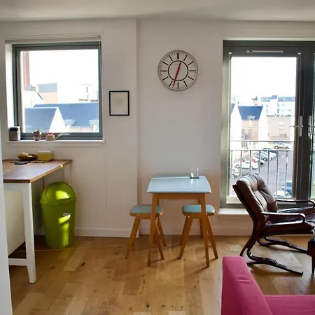 2 Bedroom In * إدنبرة