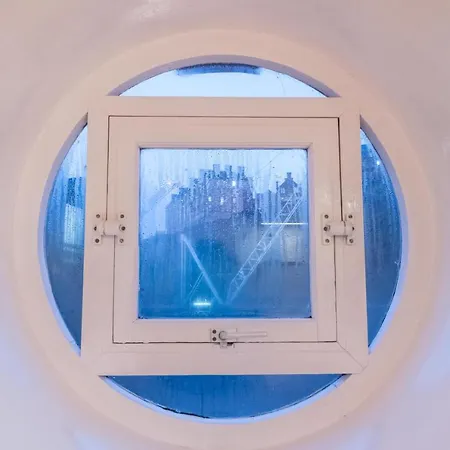 Superb Central Flat: Classy. Cool. Castle Views! 公寓 爱丁堡