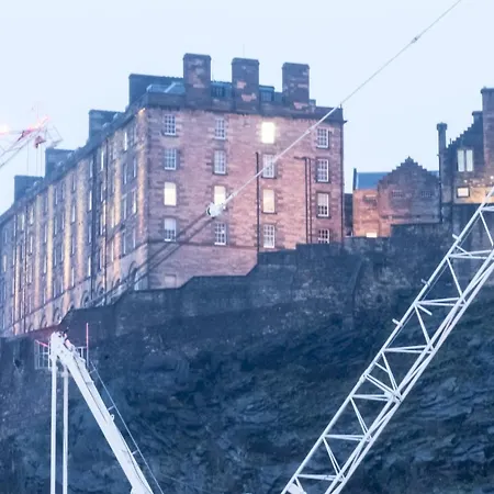 Apartamento Superb Central Flat: Classy. Cool. Castle Views! Edimburgo
