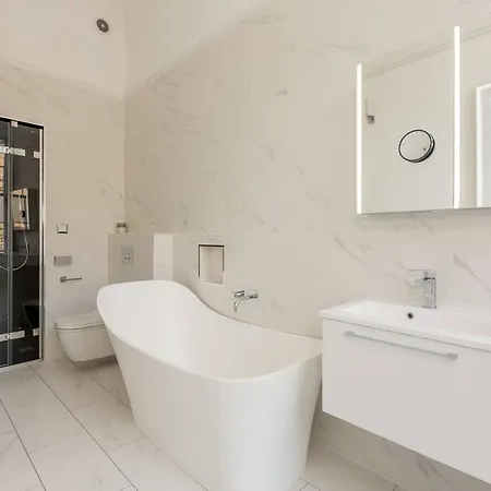 בית נופש Luxury 5bd Townhouse W Private Garden&cinema *