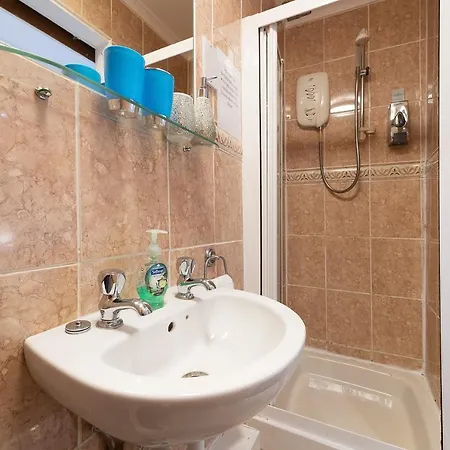 Caledonian Guest house Edinburgh