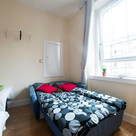 City Centre Retreat ✰ Great Location✰ Free Parking Apartamento