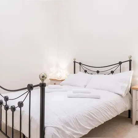 Διαμέρισμα Beautifully Kept Top-floor Flat In Morningside