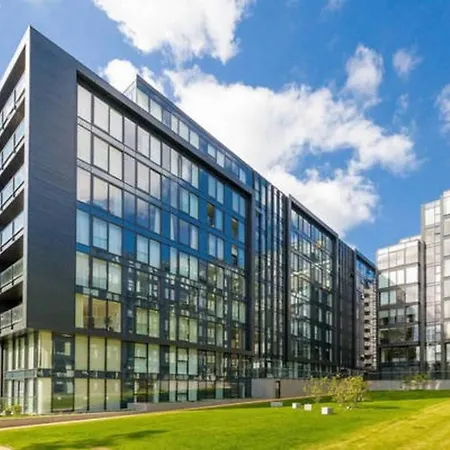 Luxury - Quartermile إدنبرة