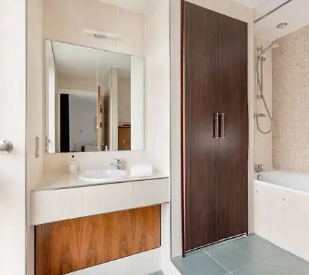Apartment Exchange *