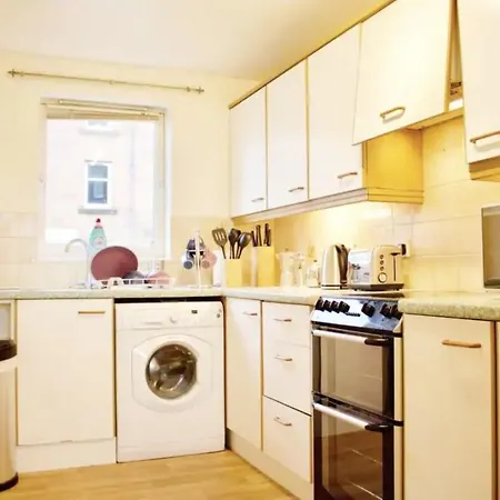 Lägenhet 2 Bedroom Flat Near Holyrood Park Sleeps 4