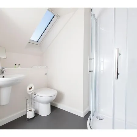 Large 5br House For 10 Near Murrayfield *