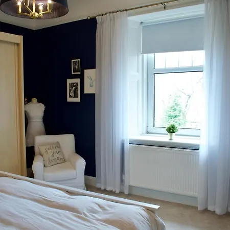 2 Bedroom Near Murrayfield *