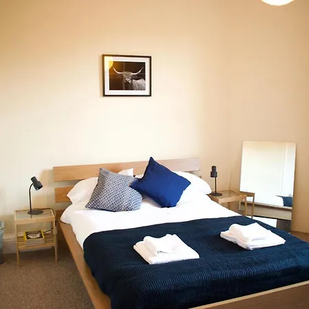 Bright 3 Bedroom Central Edimburgo