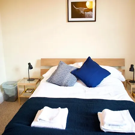 Bright 3 Bedroom Central Edimburgo