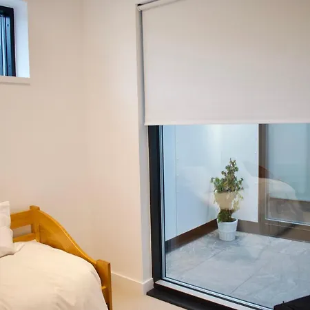 Apartment Elegant Eco Glass House *