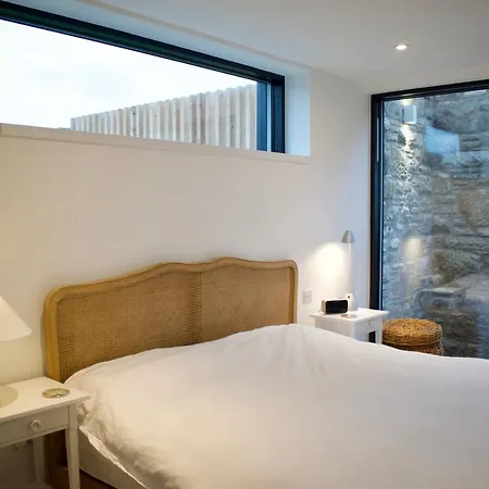 Elegant Eco Glass House * Edinburgh