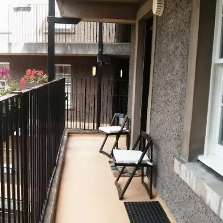 Apartament Joivy Stylish Castle View Flat With Balcony *