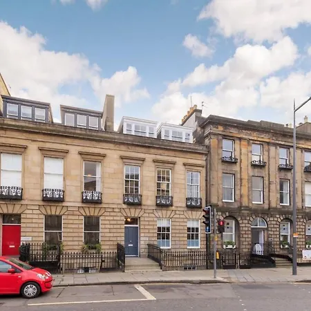 Lägenhet Joivy Spacious And Bright 1bed Apt, Short Walk From Princes Street Edinburg