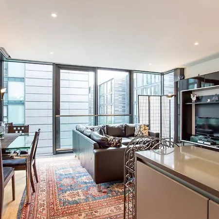 Old Town Quartermile Luxury Apartment