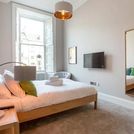 Altido Stylish 1-bed Flat In The Heart Of New Town Edinburgh