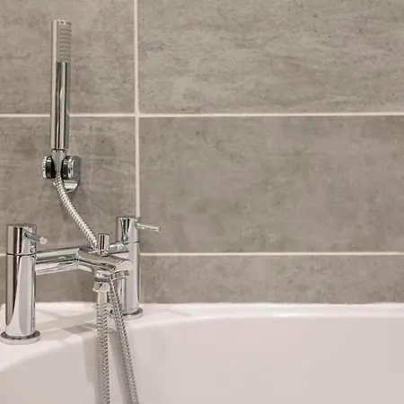 Joivy Spacious Flat With Garden In Centre Appartement *