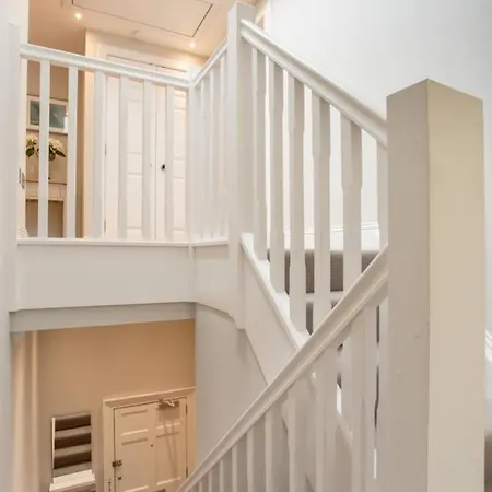 Altido Quiet Centre Spacious * Edinburgh