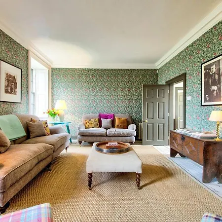 Altido Rock House: Historic Gem - Heart Of The Edinburgh