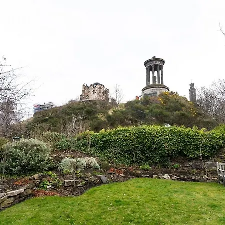Altido Rock House: Historic Gem - Heart Of The * Edinburgh