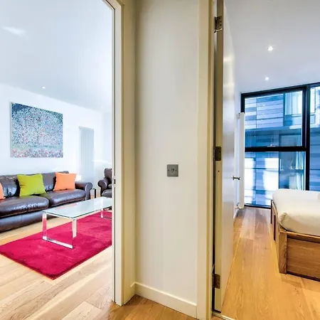 Apartment Altido Iconic Quartermile Apart