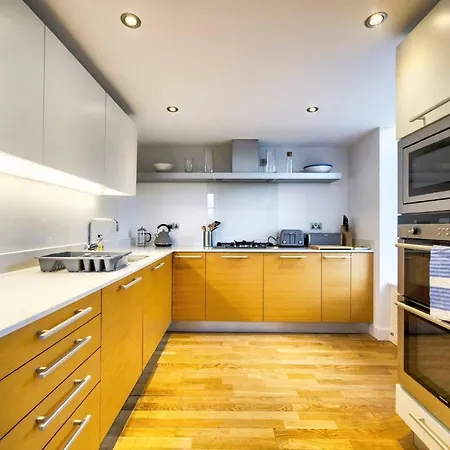 Altido Ultra Luxury Quartermile