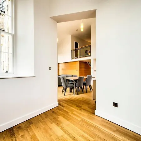 Apartment Altido Ultra Luxury Quartermile *