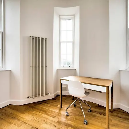 Altido Ultra Luxury Quartermile Apartment
