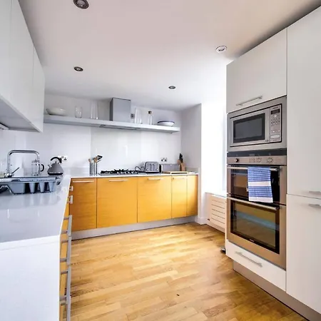 Altido Ultra Luxury Quartermile * Edinburgh