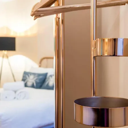 Cool Stockbridge Apartmnt إدنبرة
